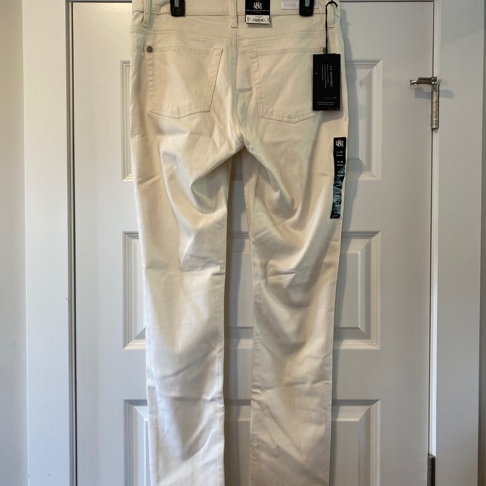 Rock & Republic Cream Wash Distressed Skinny Jeans - Picture 13 of 16
